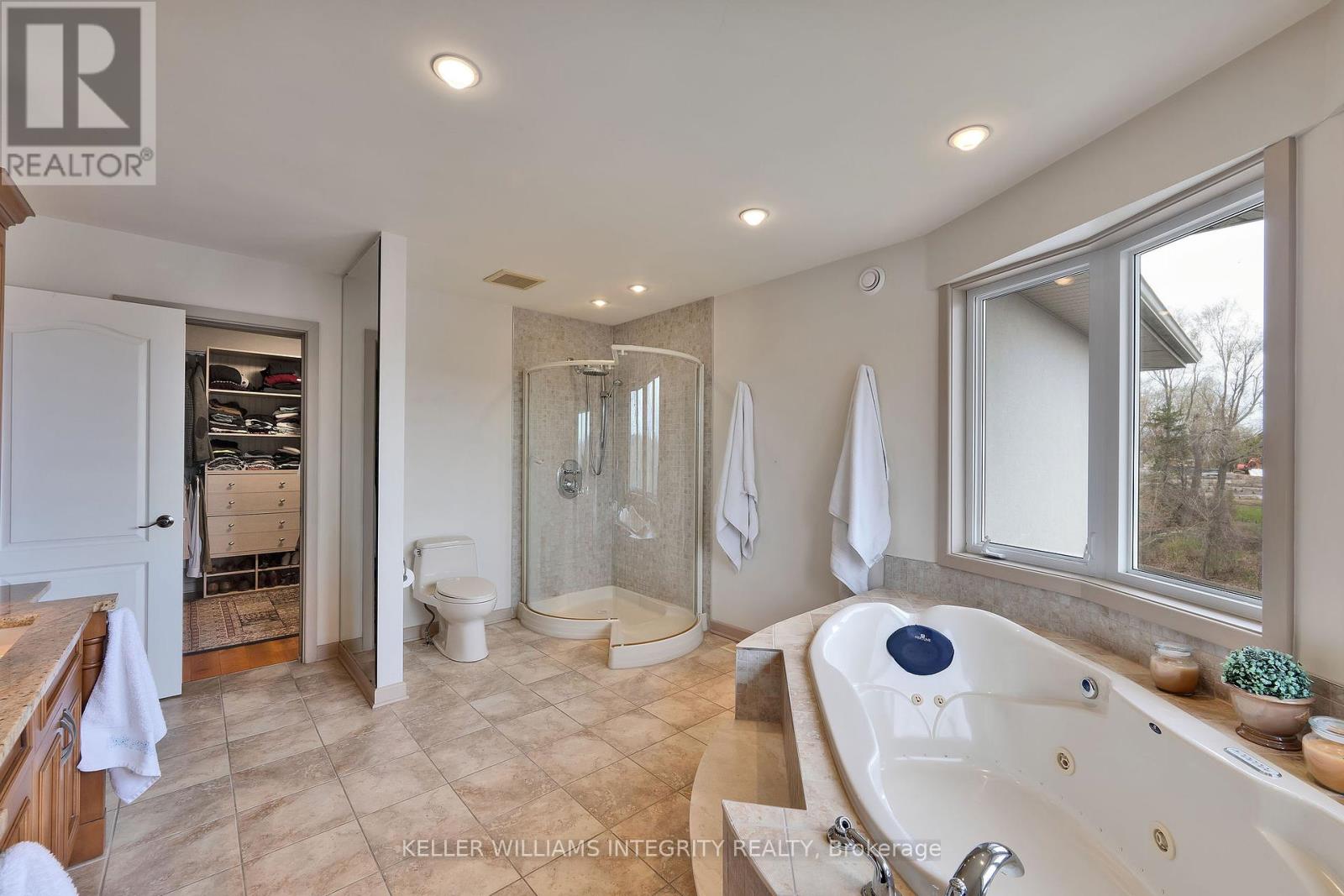 Photo 22 of 12 Rideau Shore Court, Ottawa ON