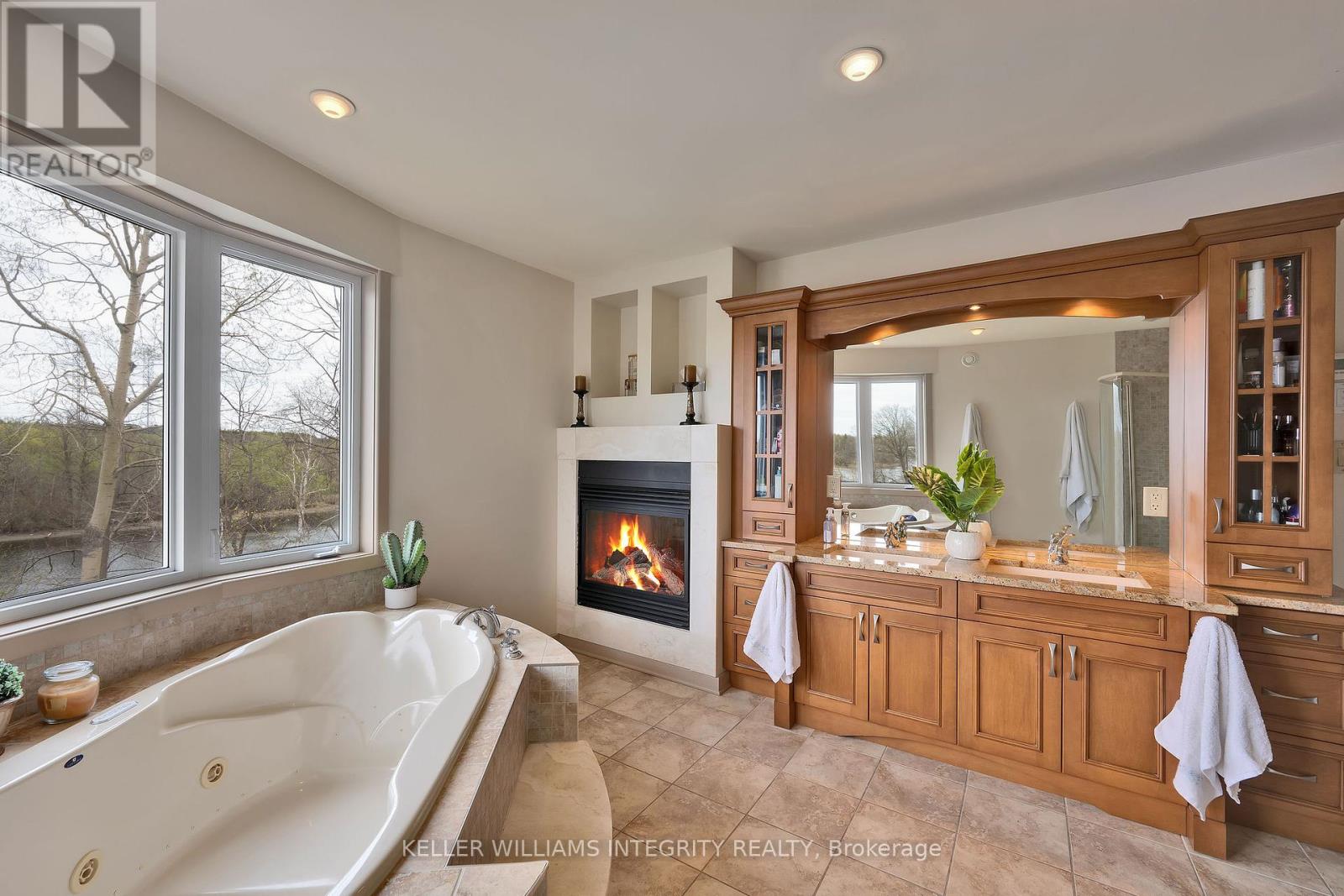 Photo 47 of 12 Rideau Shore Court, Ottawa ON