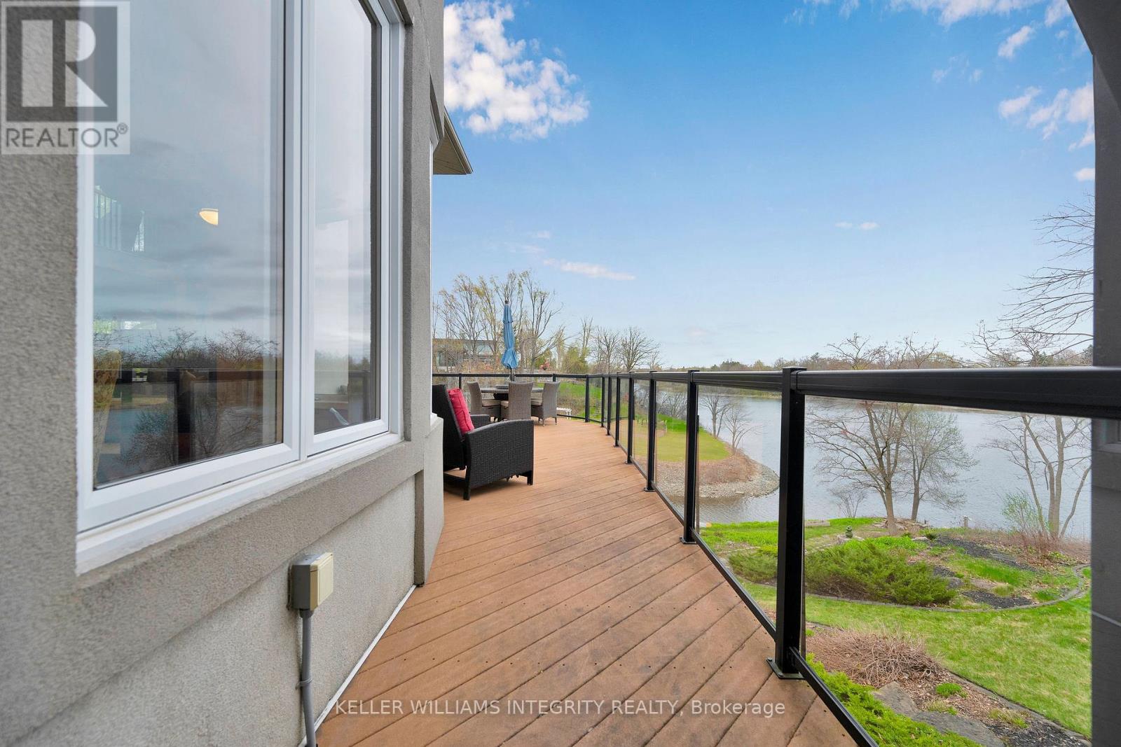 Photo 1 of 12 Rideau Shore Court, Ottawa ON