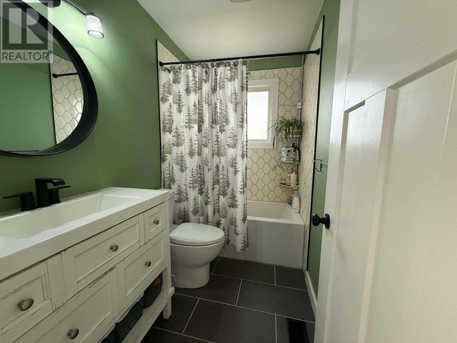 9120 92A STREET, Fort St. John