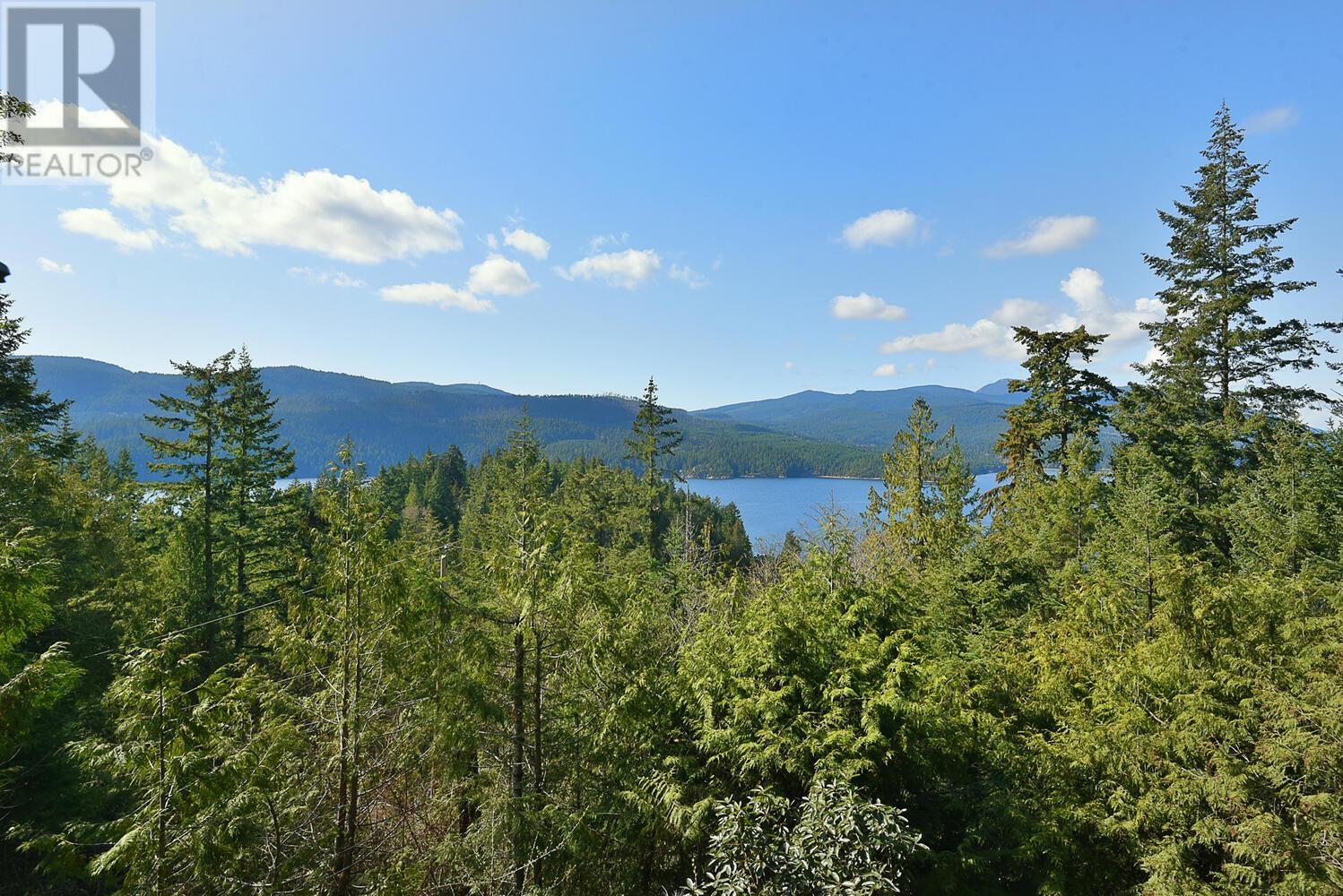 6873 SEAVIEW ROAD, Sechelt