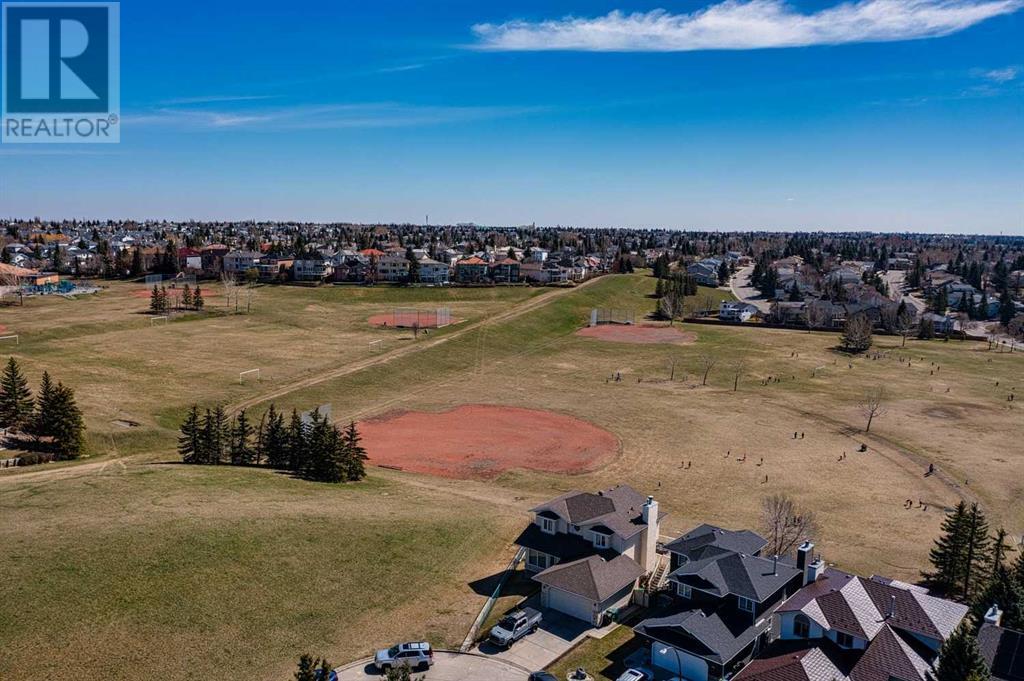 Single Family House 4 Level for Sale in  Hawkdale Close NW Hawkwood Calgary 