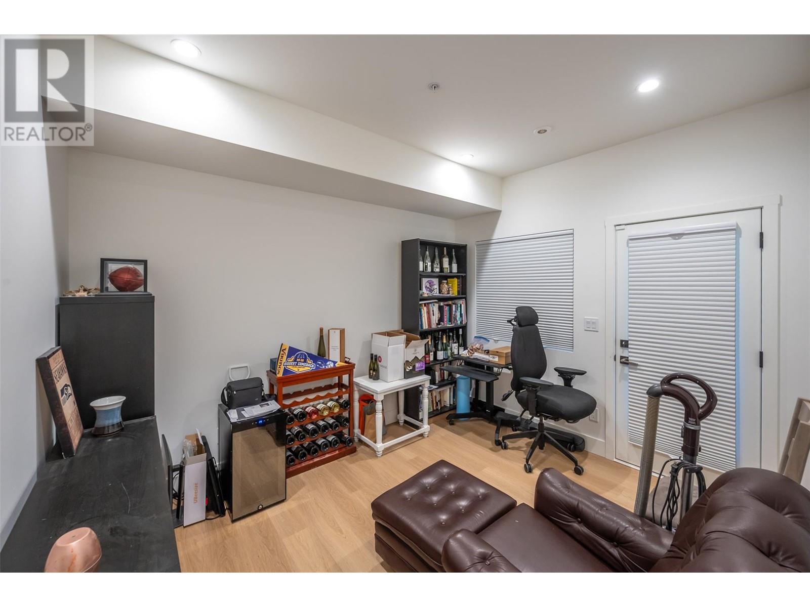107 555 Wade Avenue East, Penticton