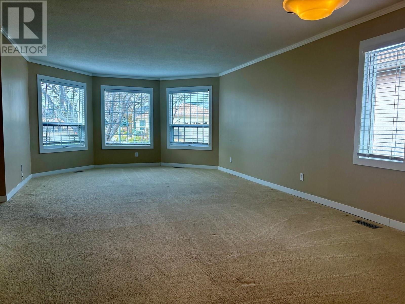 132 1201 Cameron Avenue, Kelowna