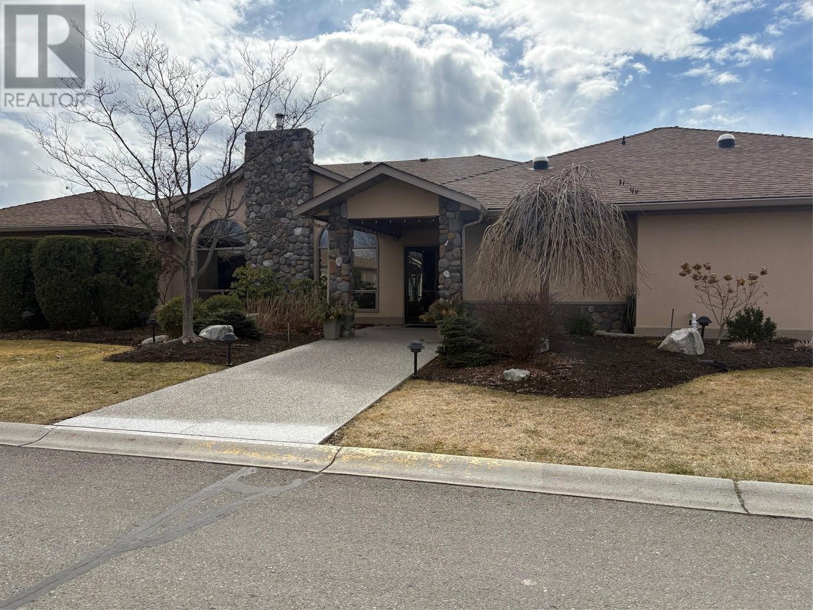 132 1201 Cameron Avenue, Kelowna