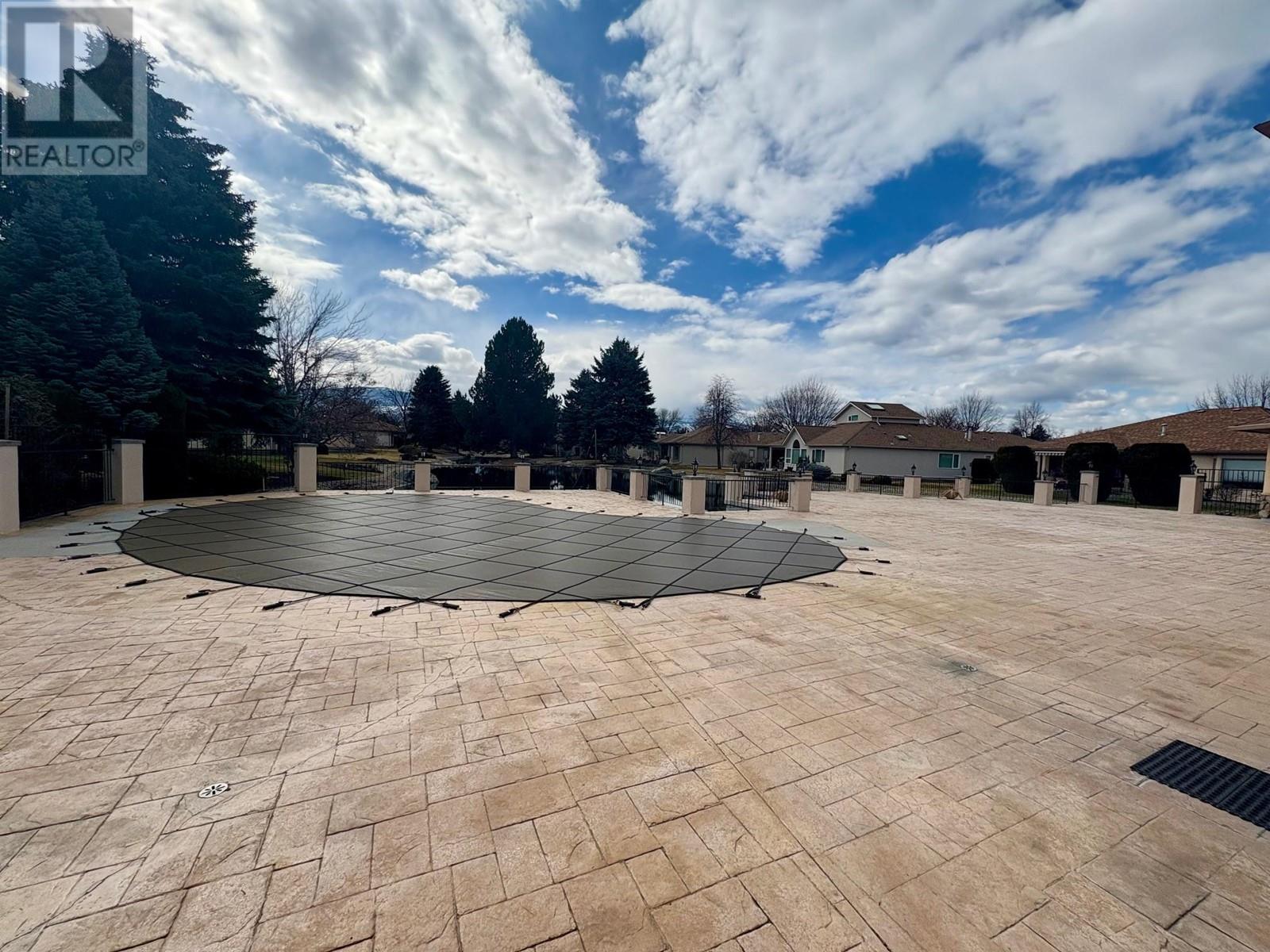 132 1201 Cameron Avenue, Kelowna