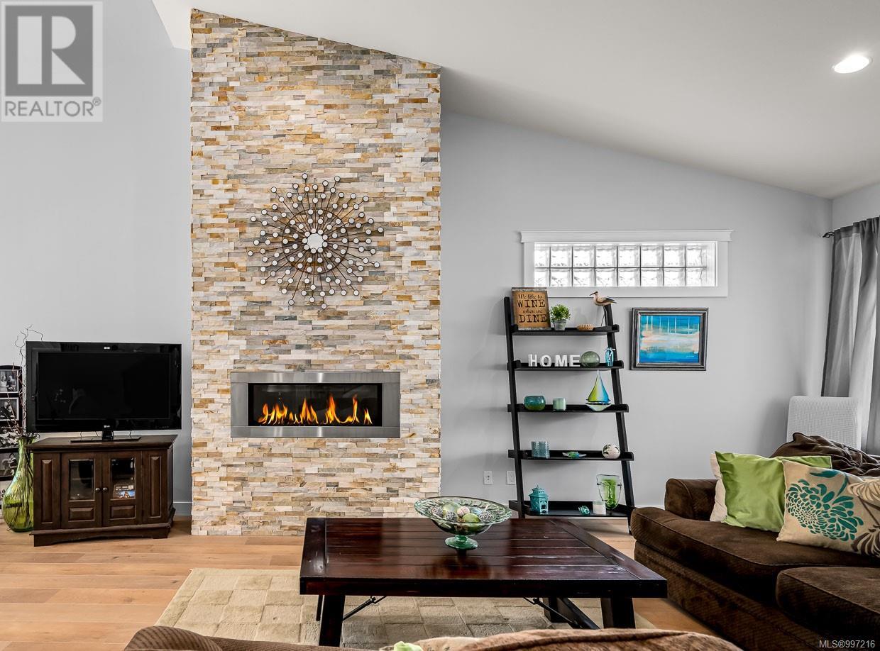 3886 Royston Rd, Courtenay