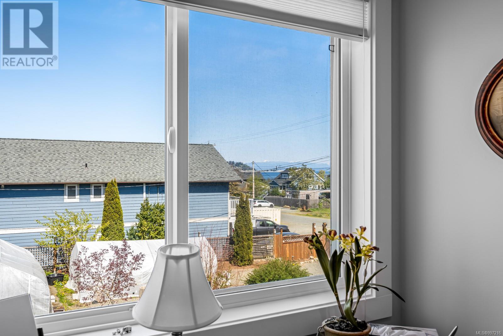 3886 Royston Rd, Courtenay