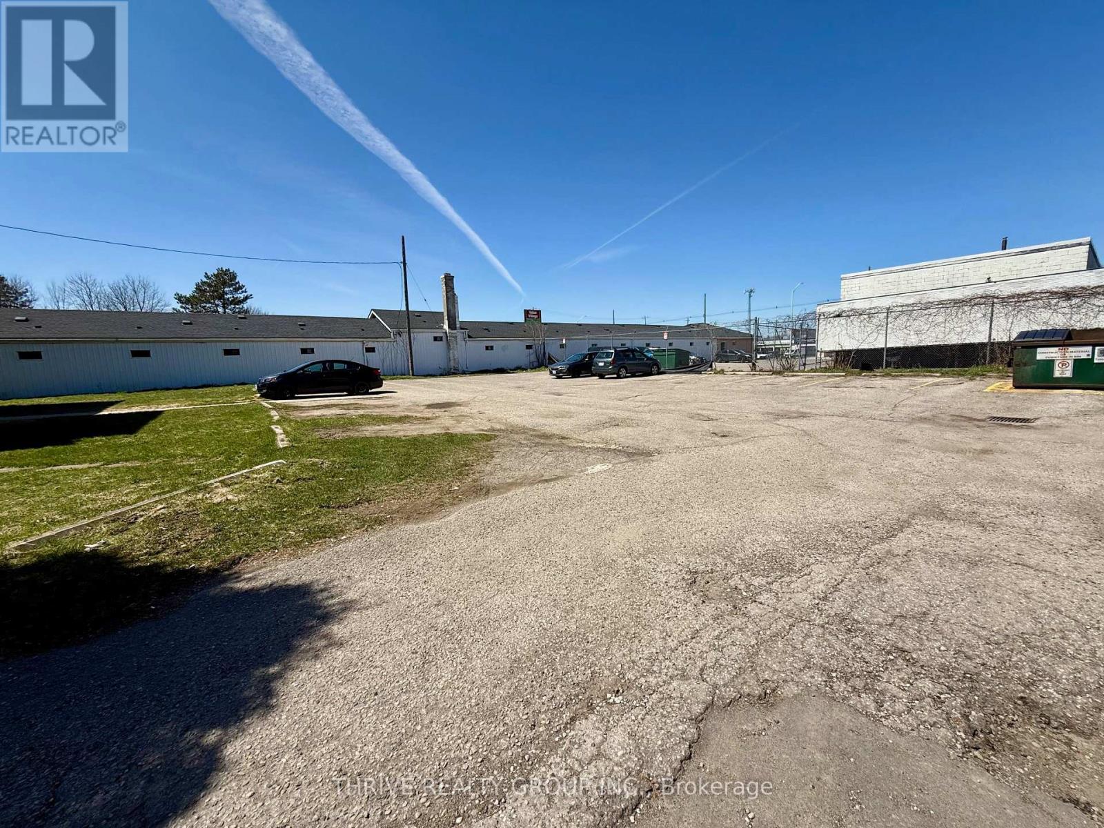 1576 CALEDONIA STREET - 4