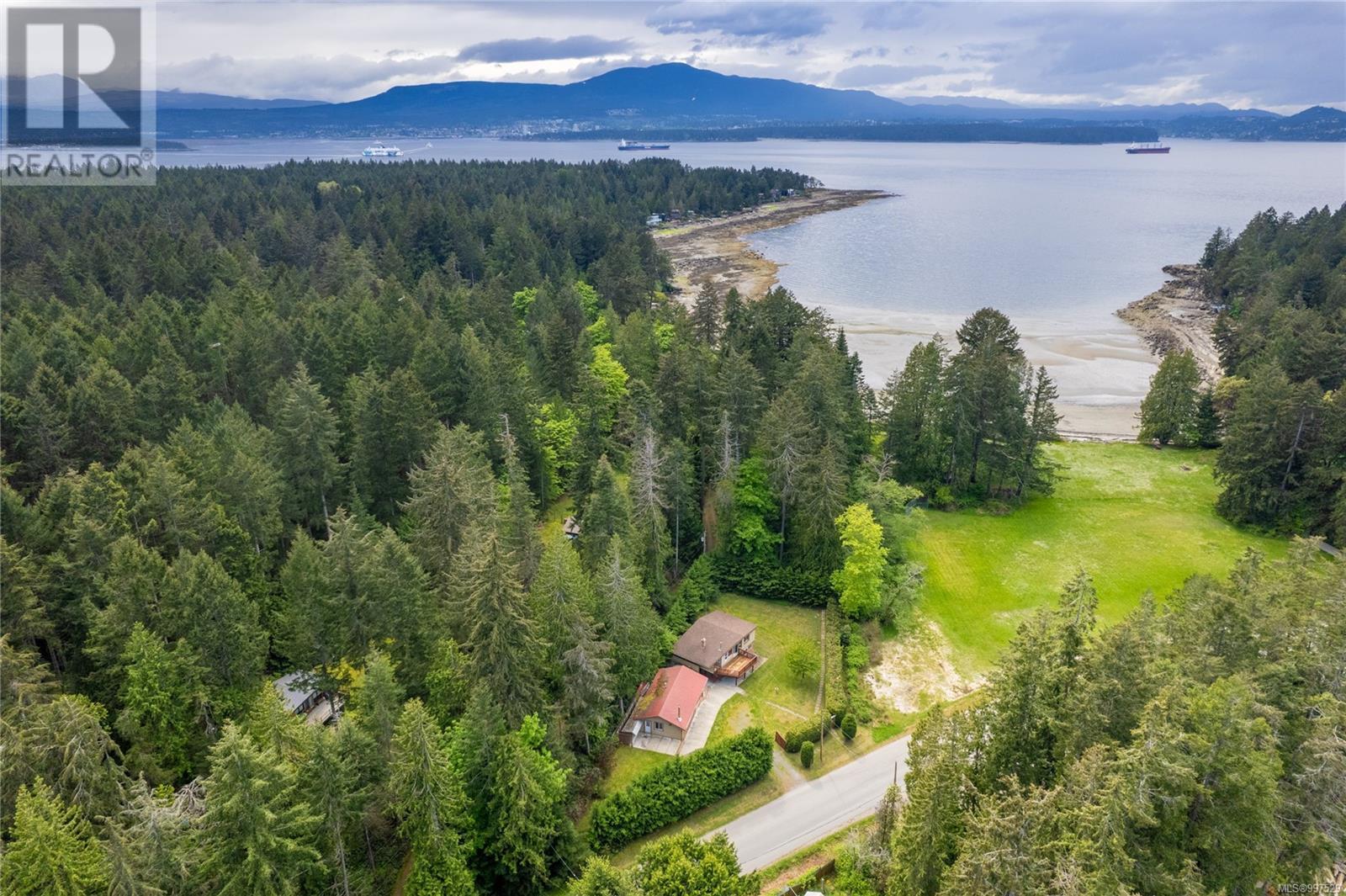 255 Ricardo Rd, Gabriola Island