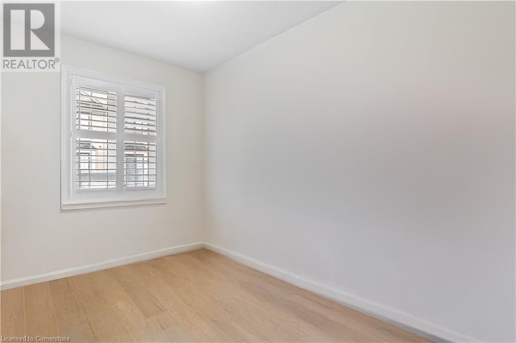 Photo 19 of 377 Glancaster Road Unit 20, Ancaster ON