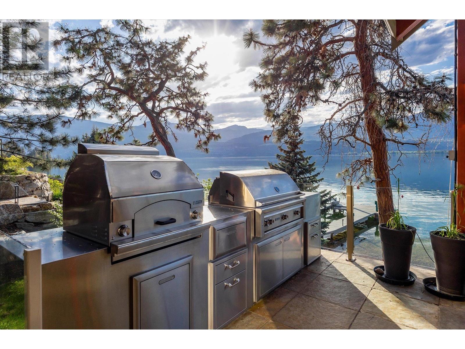  16236 Carrs Landing Road, Lake Country