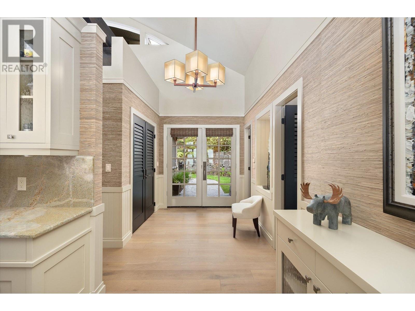  16236 Carrs Landing Road, Lake Country