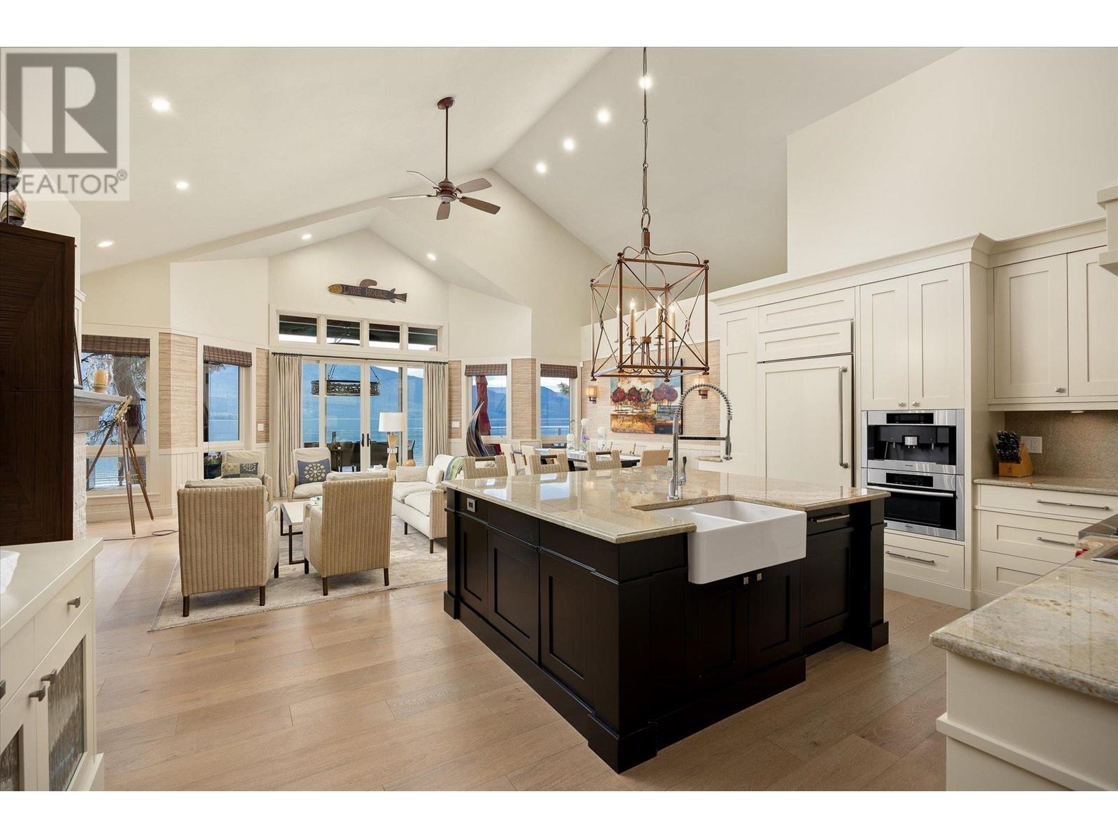  16236 Carrs Landing Road, Lake Country