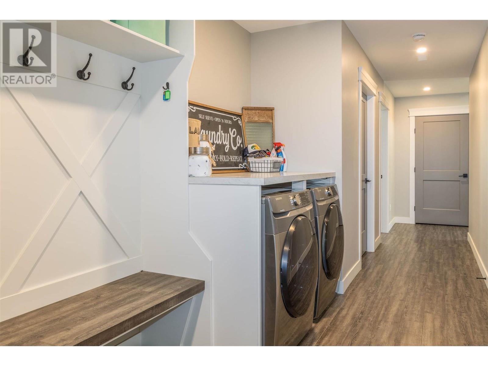  2357 5 Avenue Southeast, Salmon Arm