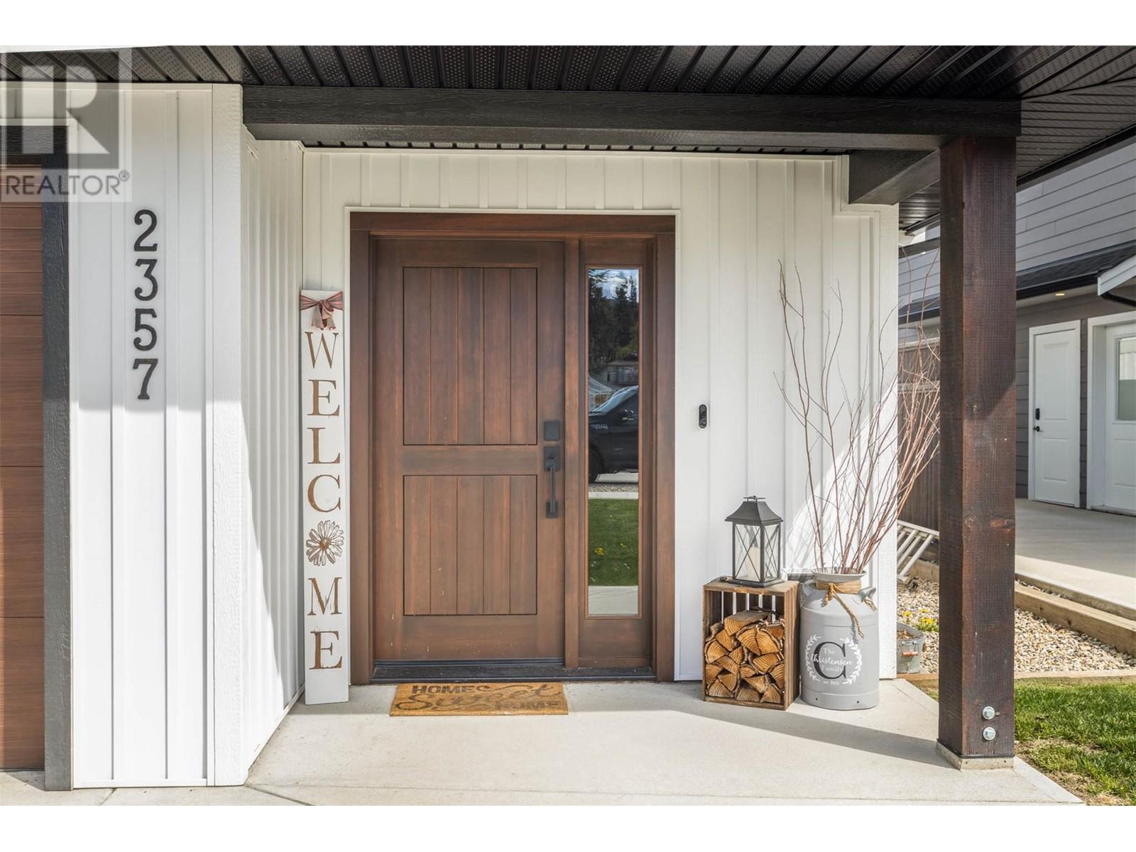  2357 5 Avenue Southeast, Salmon Arm
