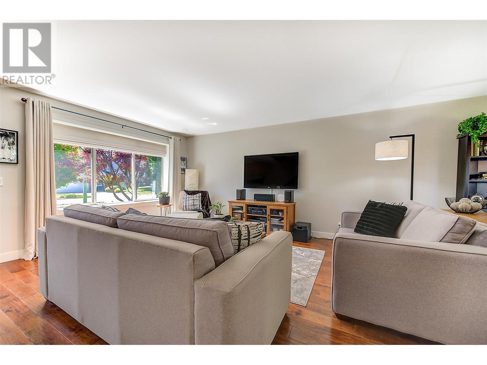  1130 Wintergreen Crescent, Kelowna