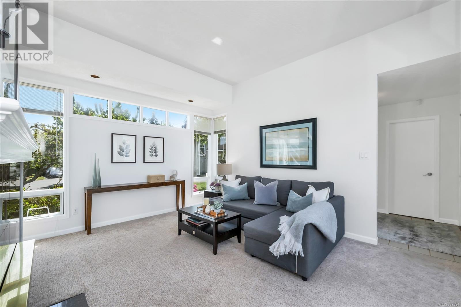  4216 Wakefield Place, Saanich