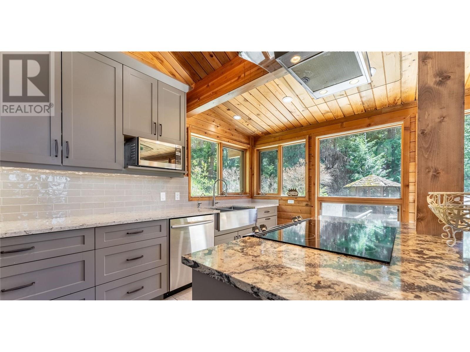 12437 BOSWELL Road, Boswell