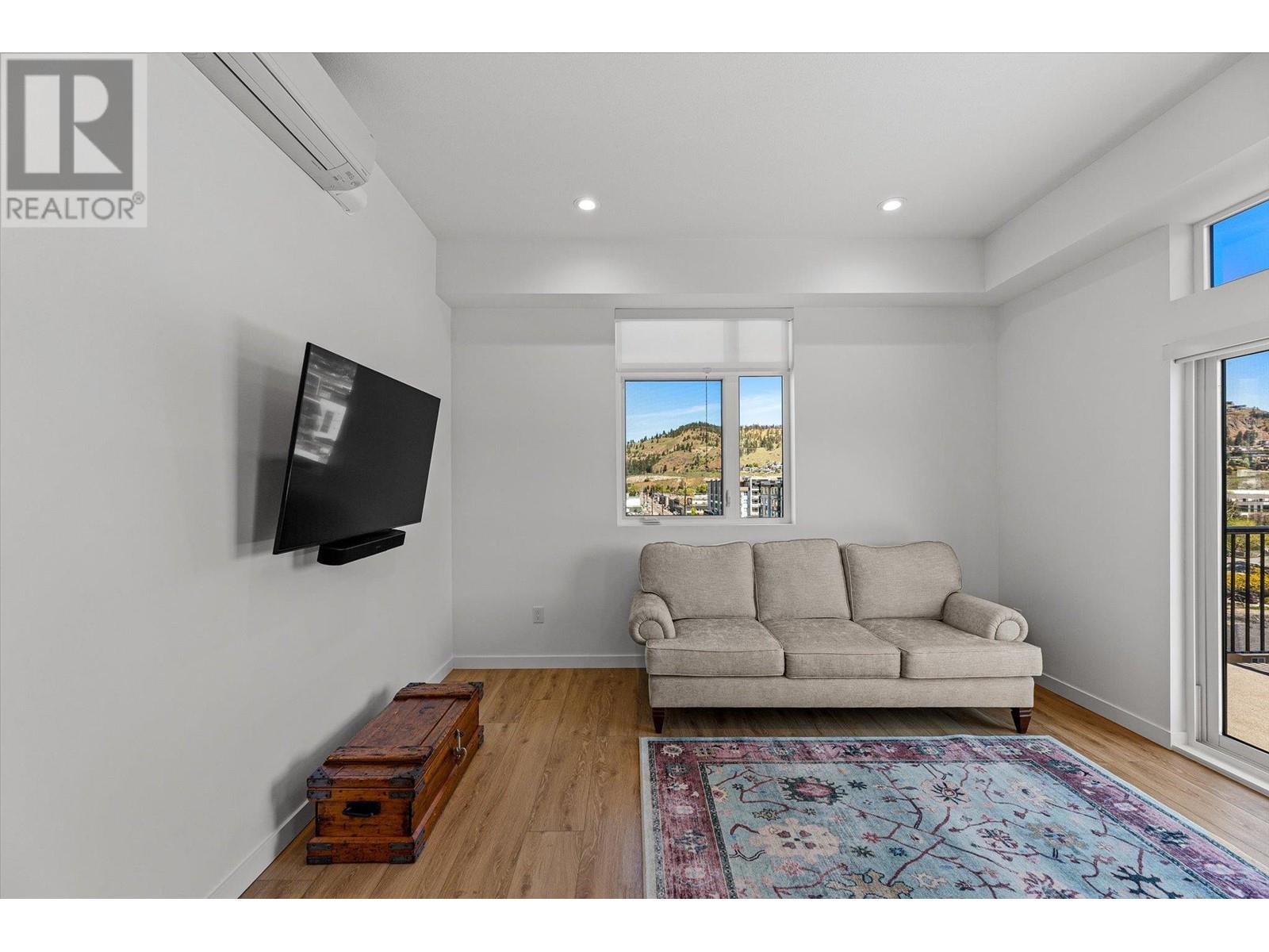 #605 660 CAWSTON AVENUE - Image 7