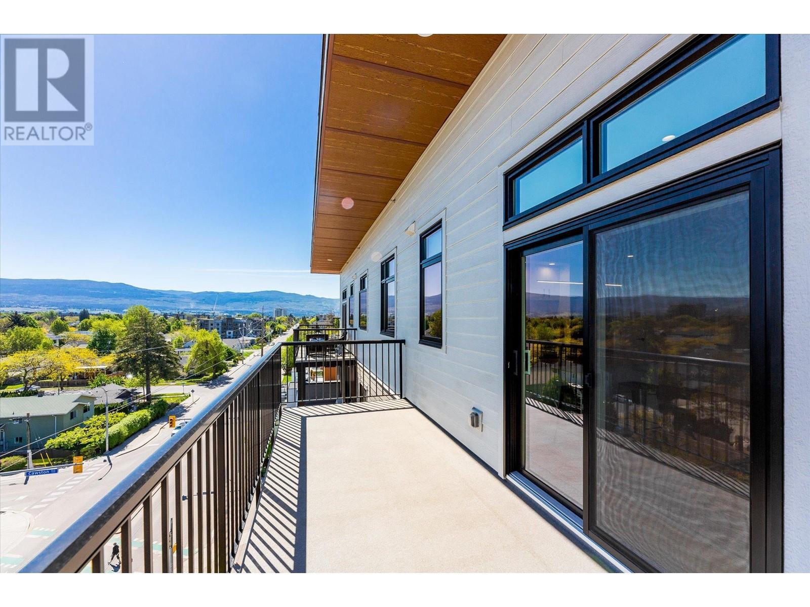 #605 660 CAWSTON AVENUE - Image 9