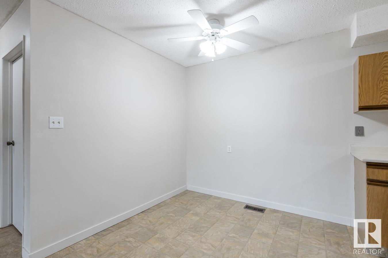 #206 53 AKINS DR, St. Albert