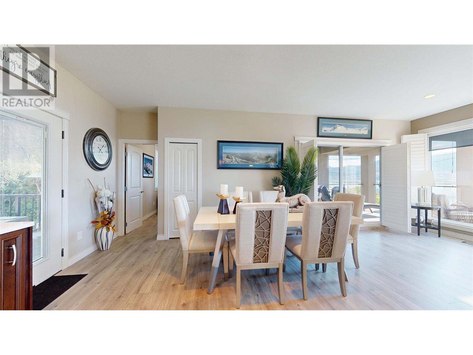  3033 37th Street, Osoyoos