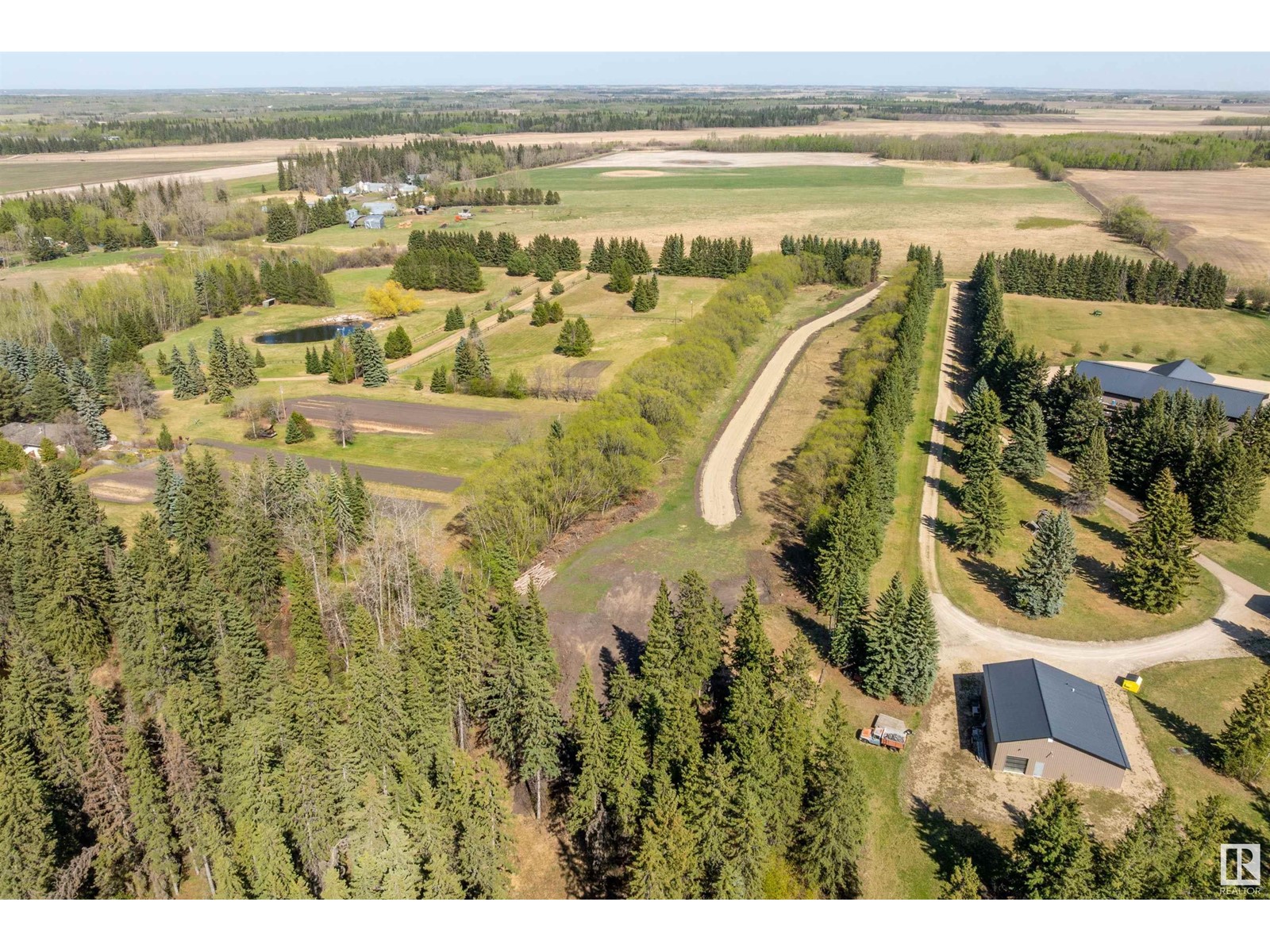 Photo 4 of 470048 Range Road 243, Rural Wetaskiwin County AB