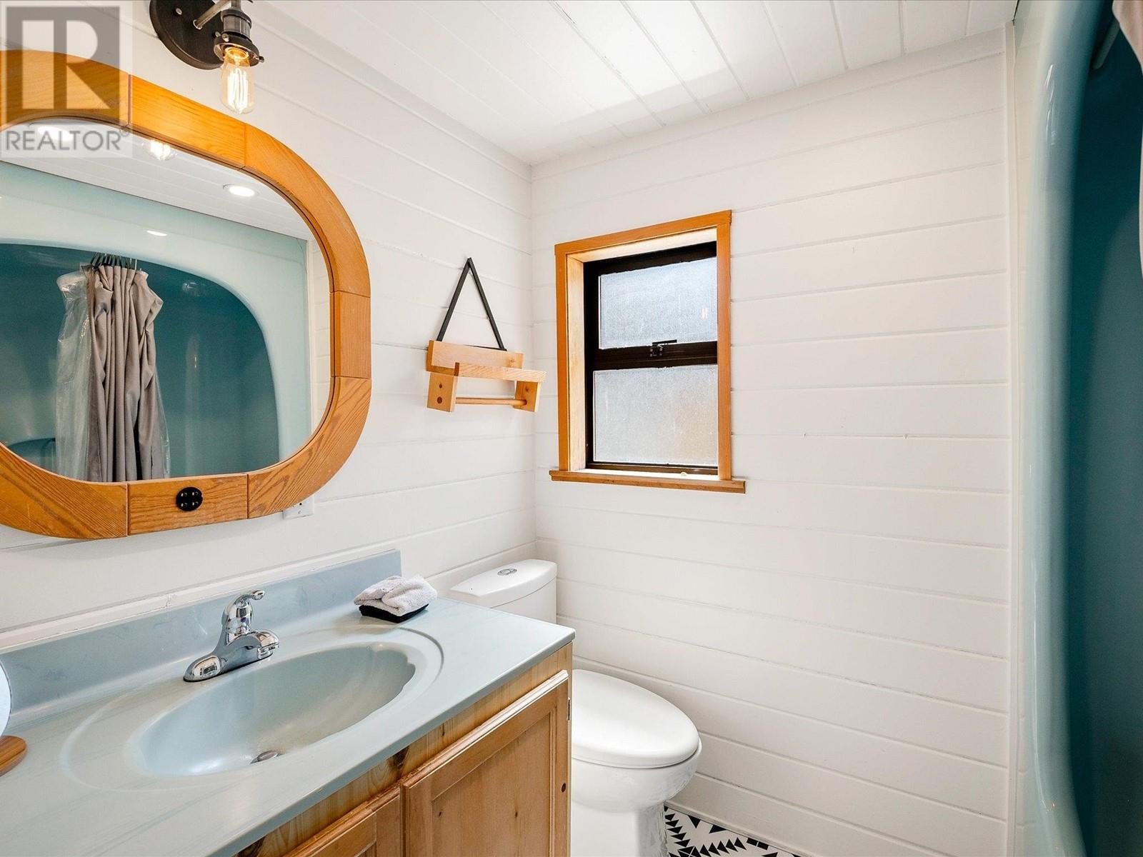 2040 MIDNIGHT WAY, Squamish real estate listing R3000779