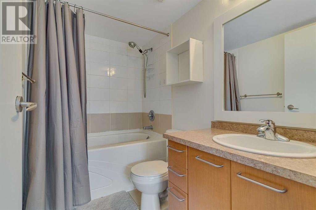 Single Family House for Sale in   Richard Court SW Lincoln Park Calgary 