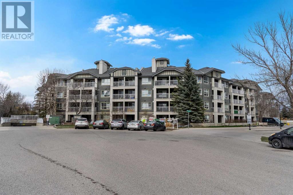 Single Family House for Sale in   Richard Court SW Lincoln Park Calgary 