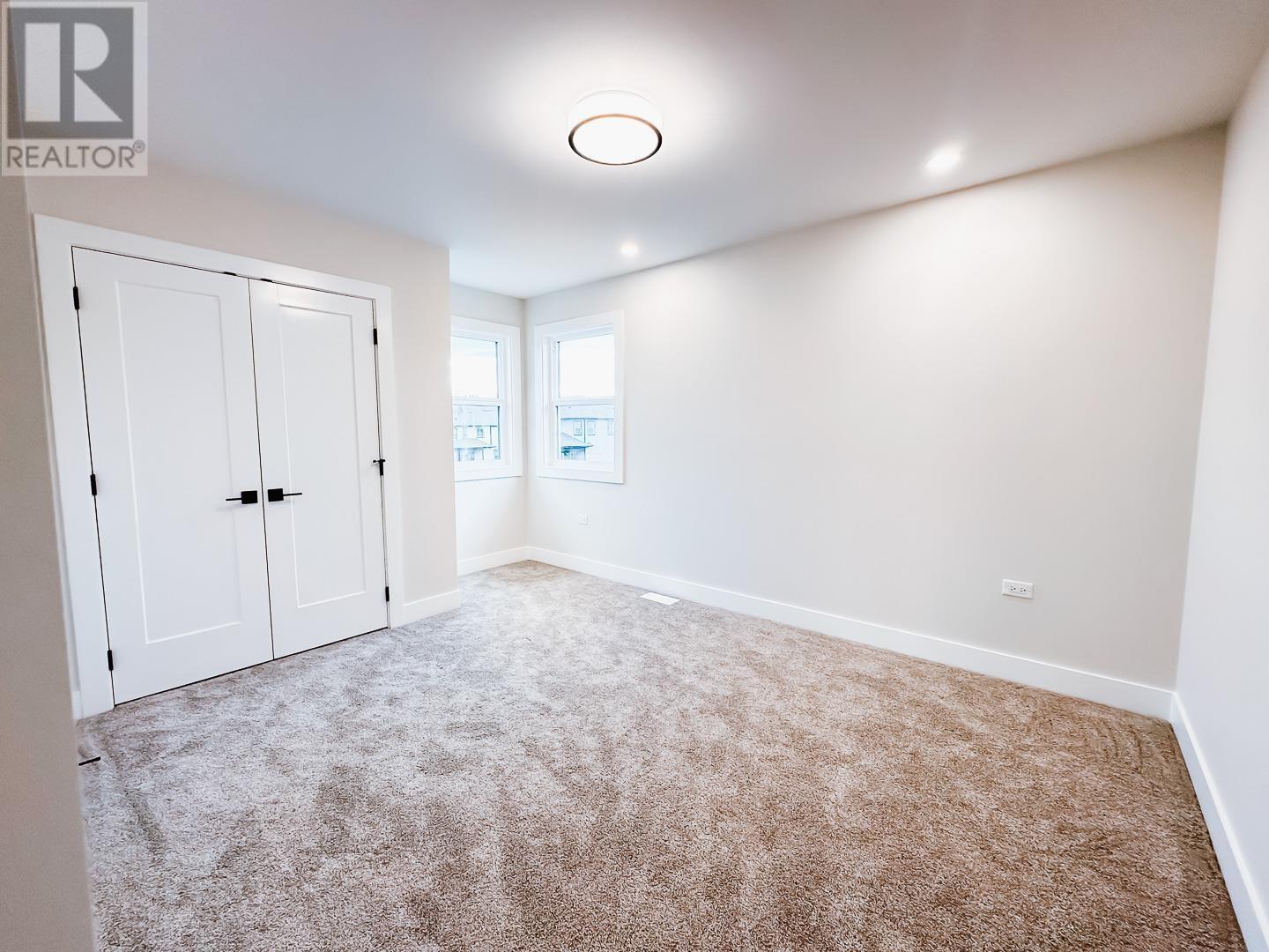 2467 ROWE STREET, Prince George