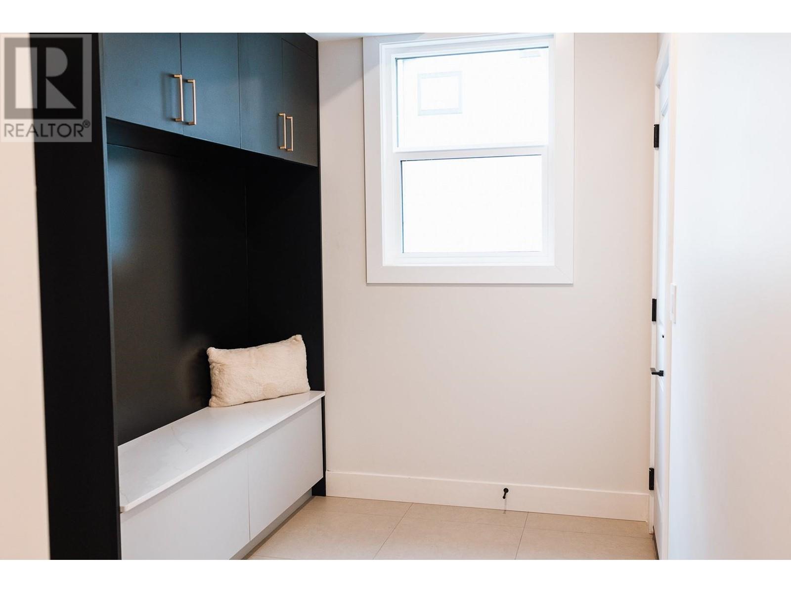 2467 ROWE STREET, Prince George