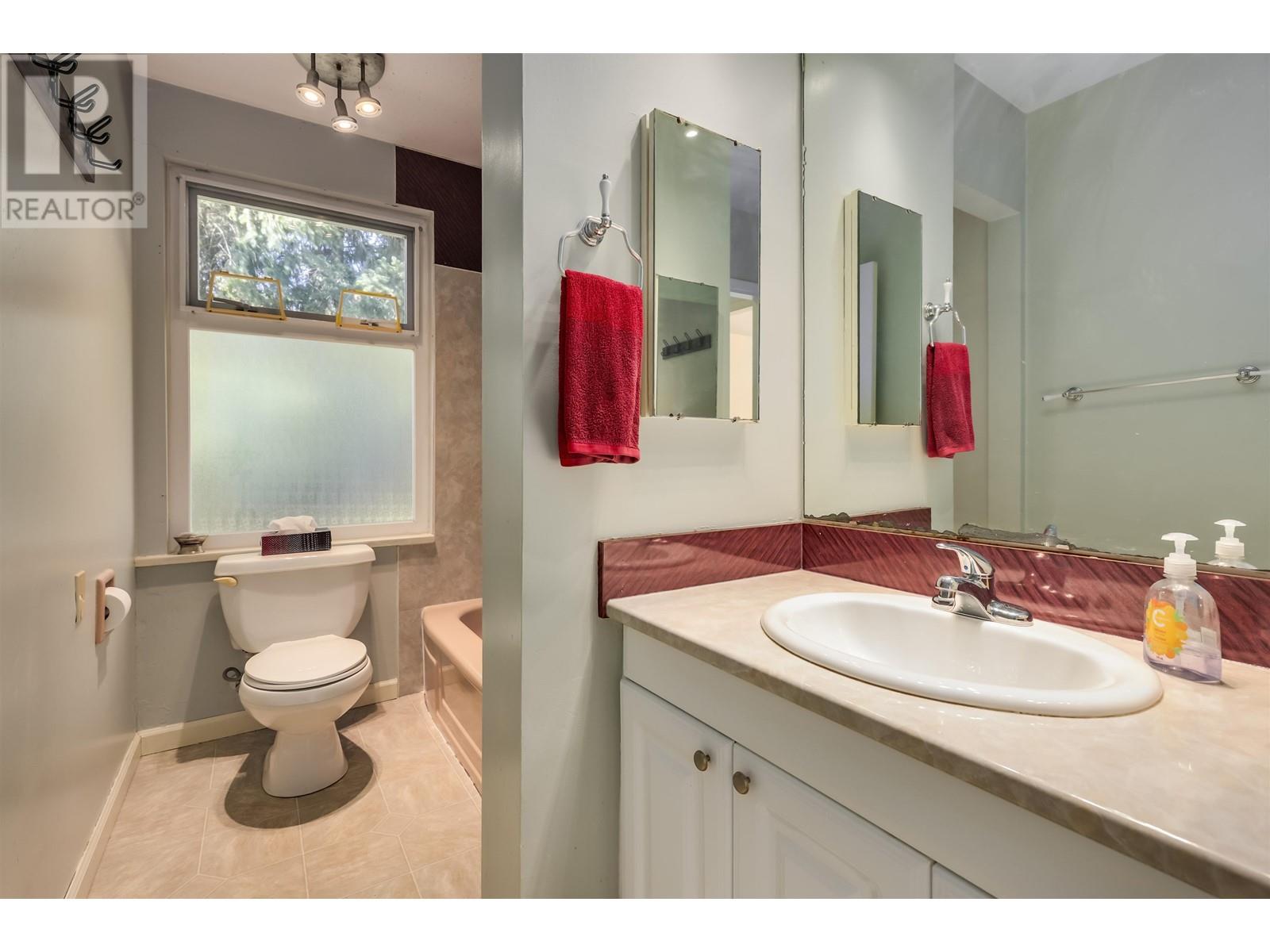Photo 21 of 10151 Seacote Road, Richmond BC