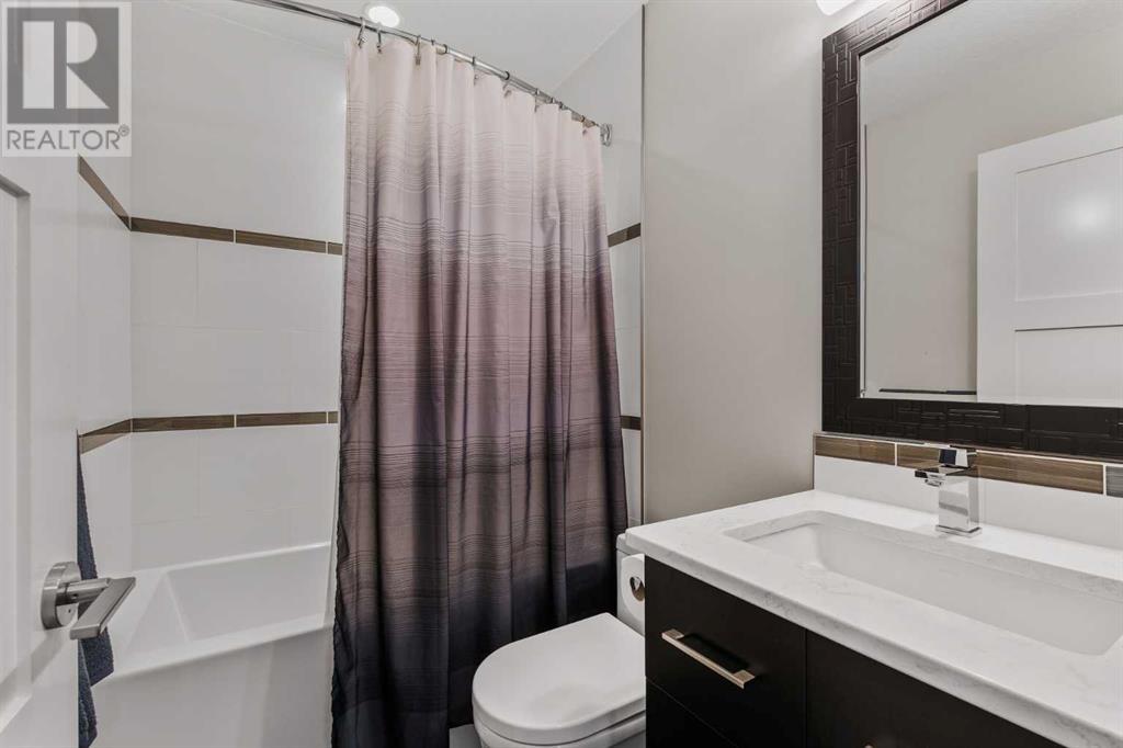 Single Family House for Sale in  Arbour Glen Green NW Arbour Lake Calgary 
