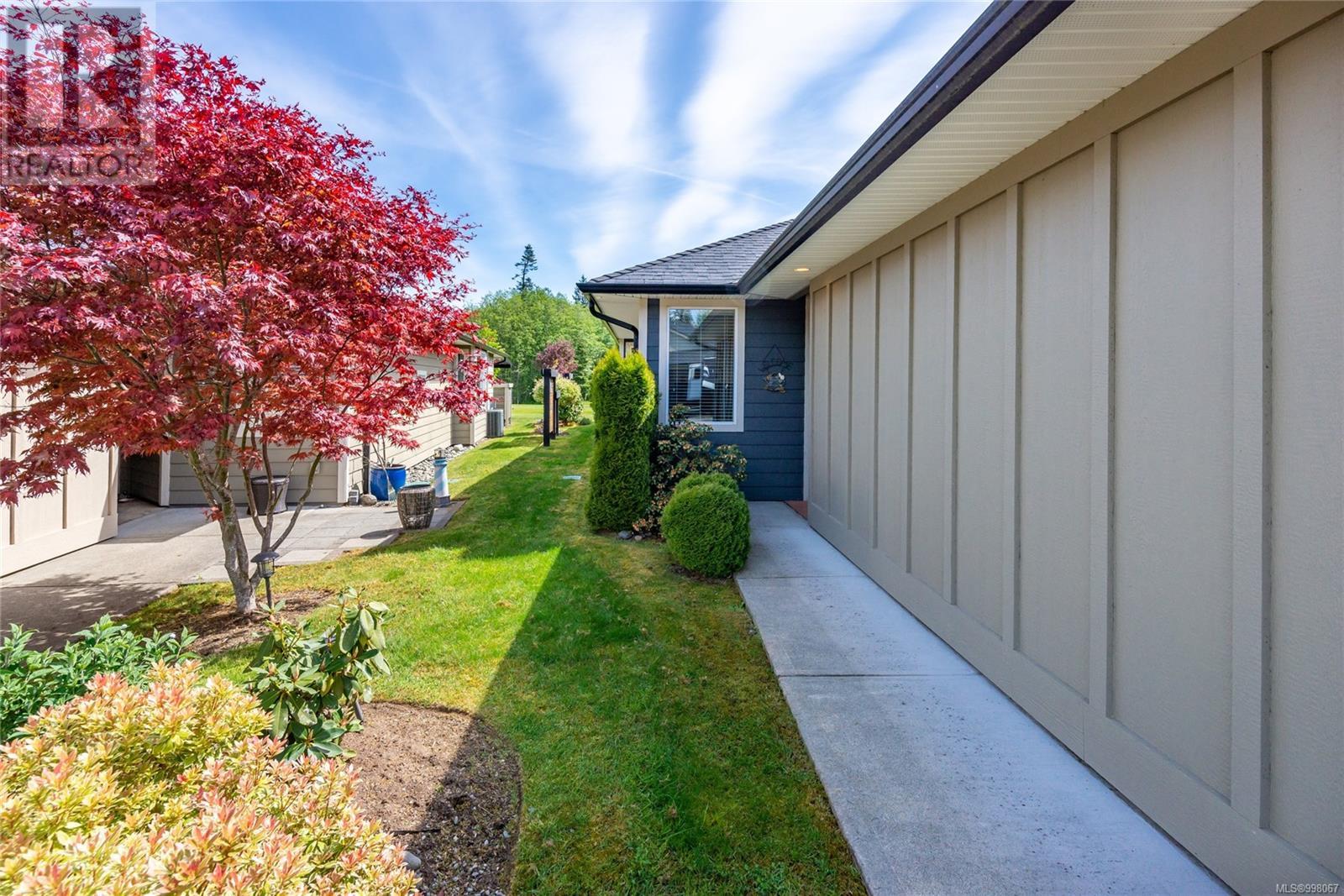 91 2006 Sierra Dr, Campbell River