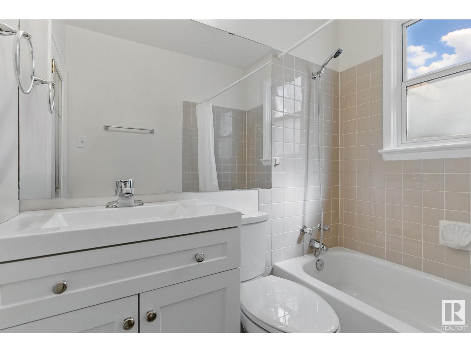 11137 53 ST NW, Edmonton