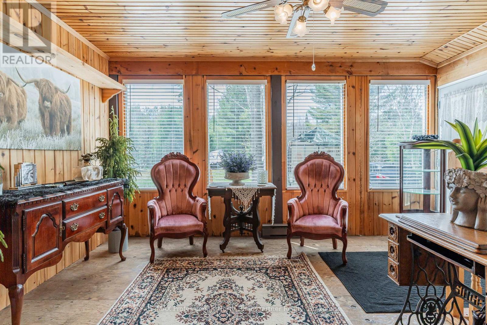 Photo 27 of 1065 Cloverleaf Road, Algonquin Highlands ON
