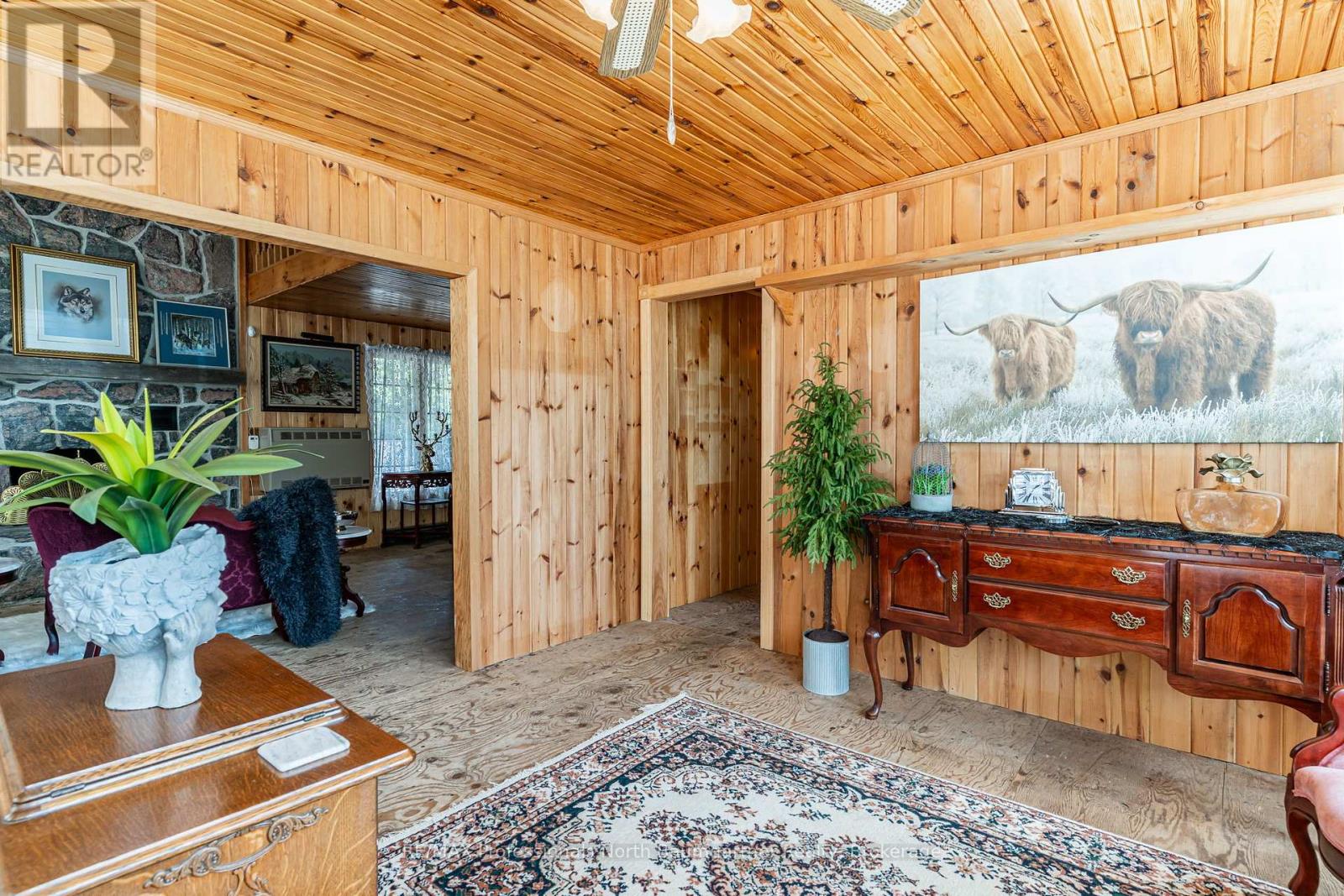 Photo 5 of 1065 Cloverleaf Road, Algonquin Highlands ON