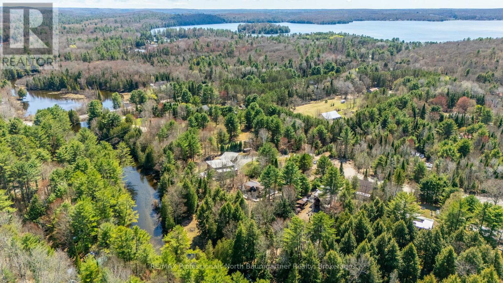Photo 21 of 1065 Cloverleaf Road, Algonquin Highlands ON