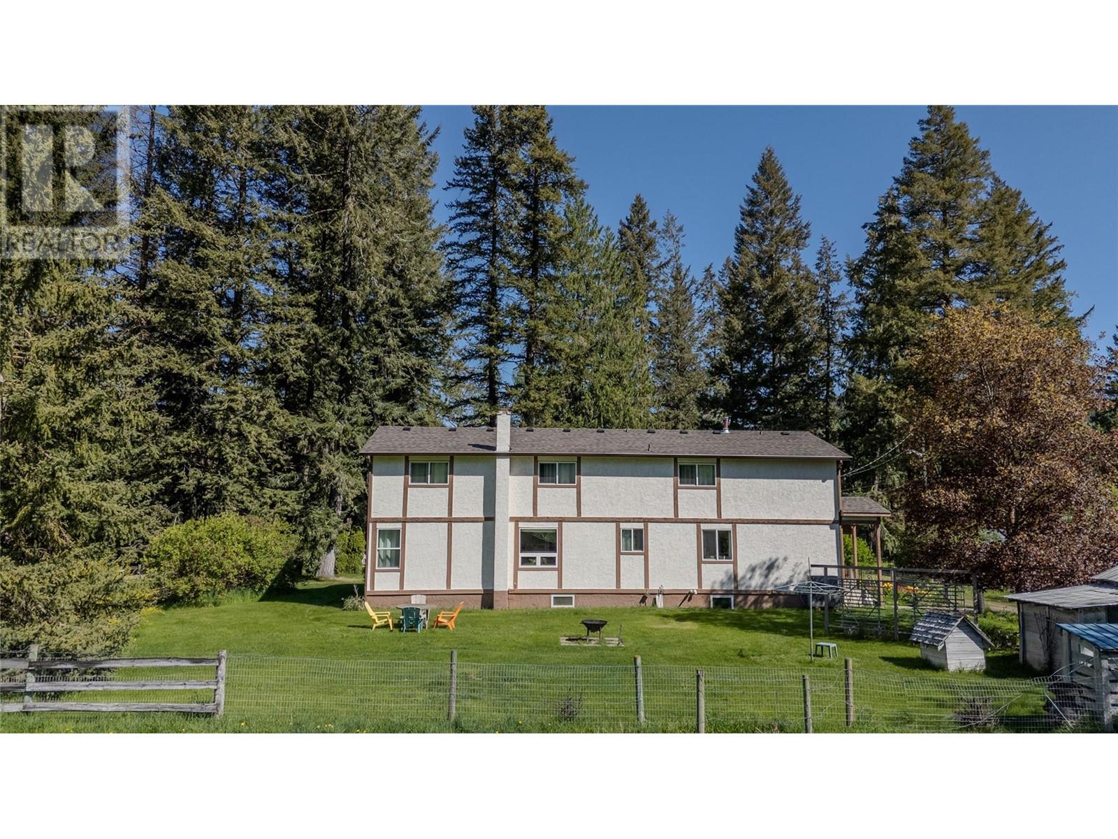 487 Mabel Lake Road, Lumby