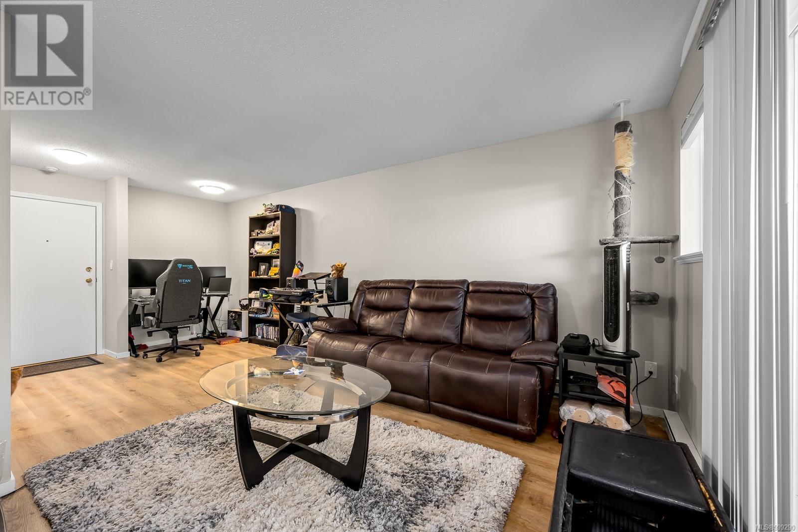 101B 698 Aspen Rd, Comox