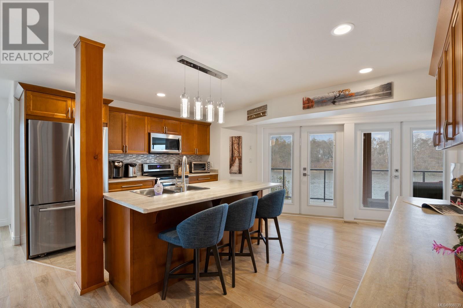 1940 19th Ave, Campbell River