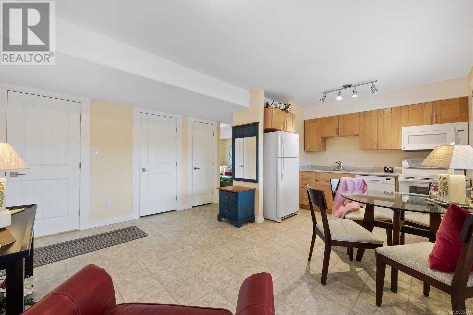 1940 19th Ave, Campbell River