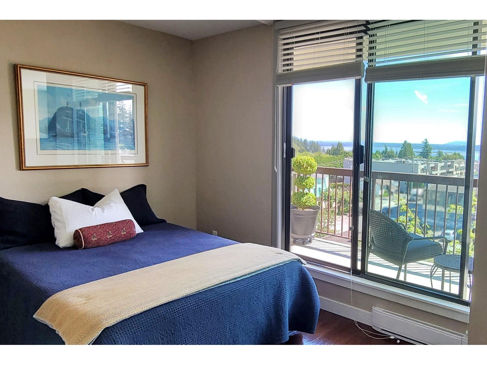 604 1521 GEORGE STREET STREET, White Rock