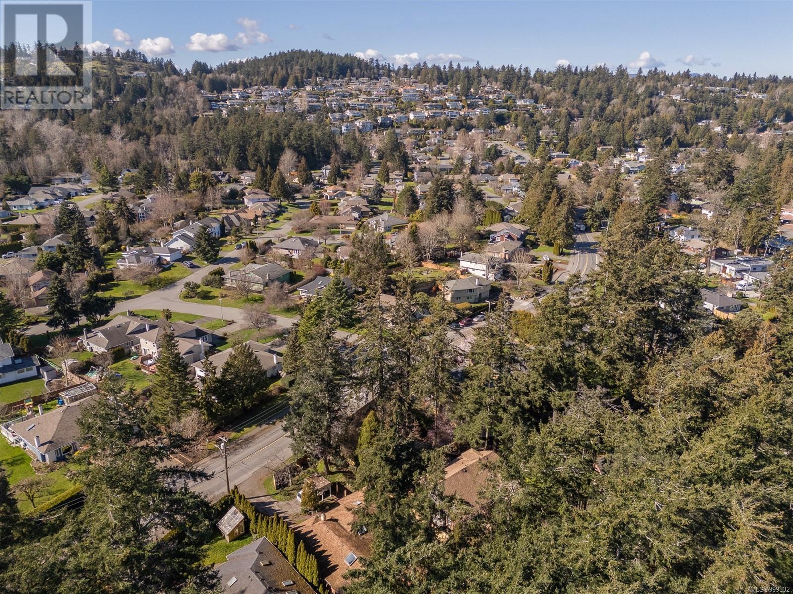 4815 Cordova Bay Rd, Saanich