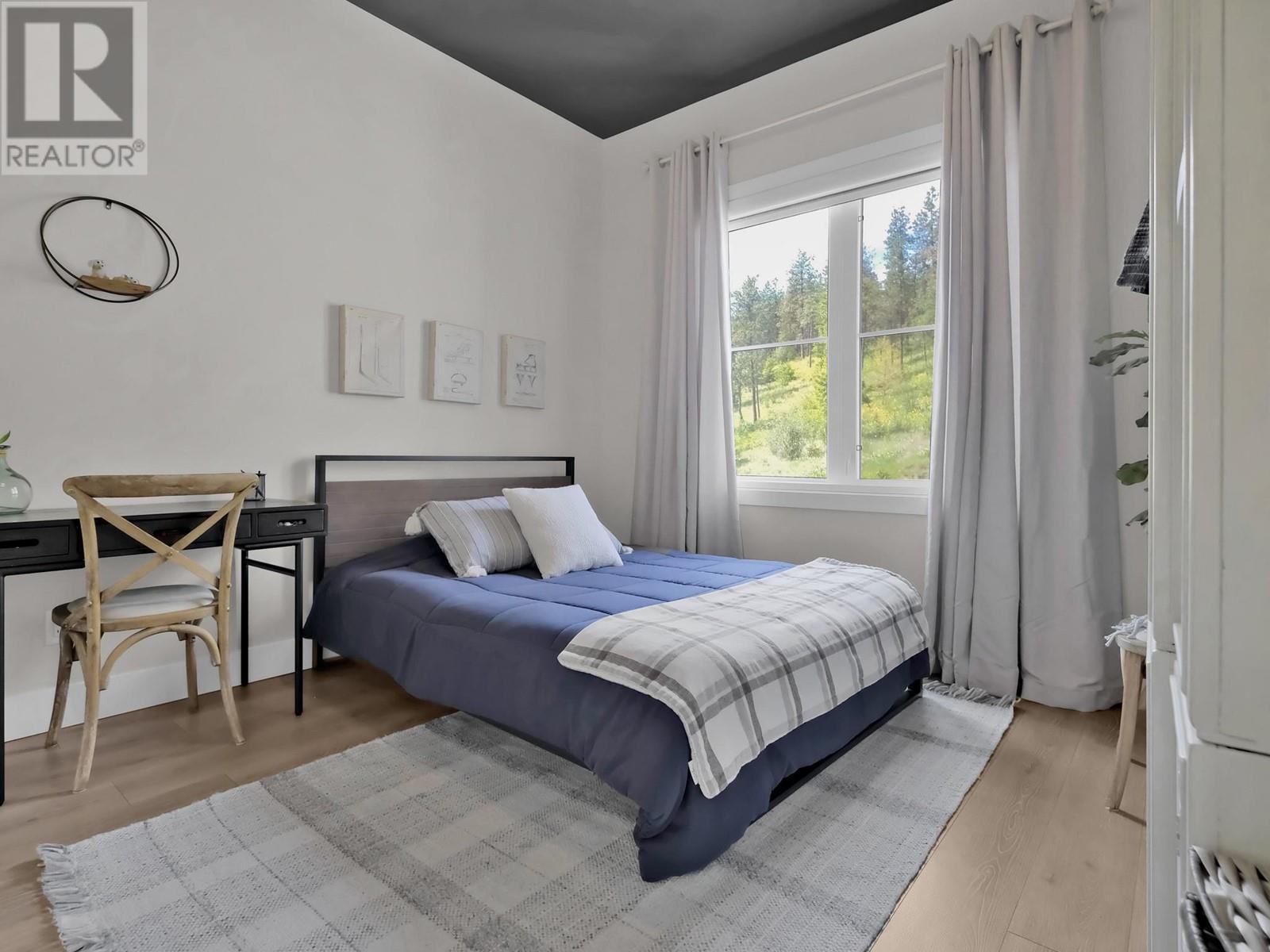  2044 Begbie Road, Kelowna