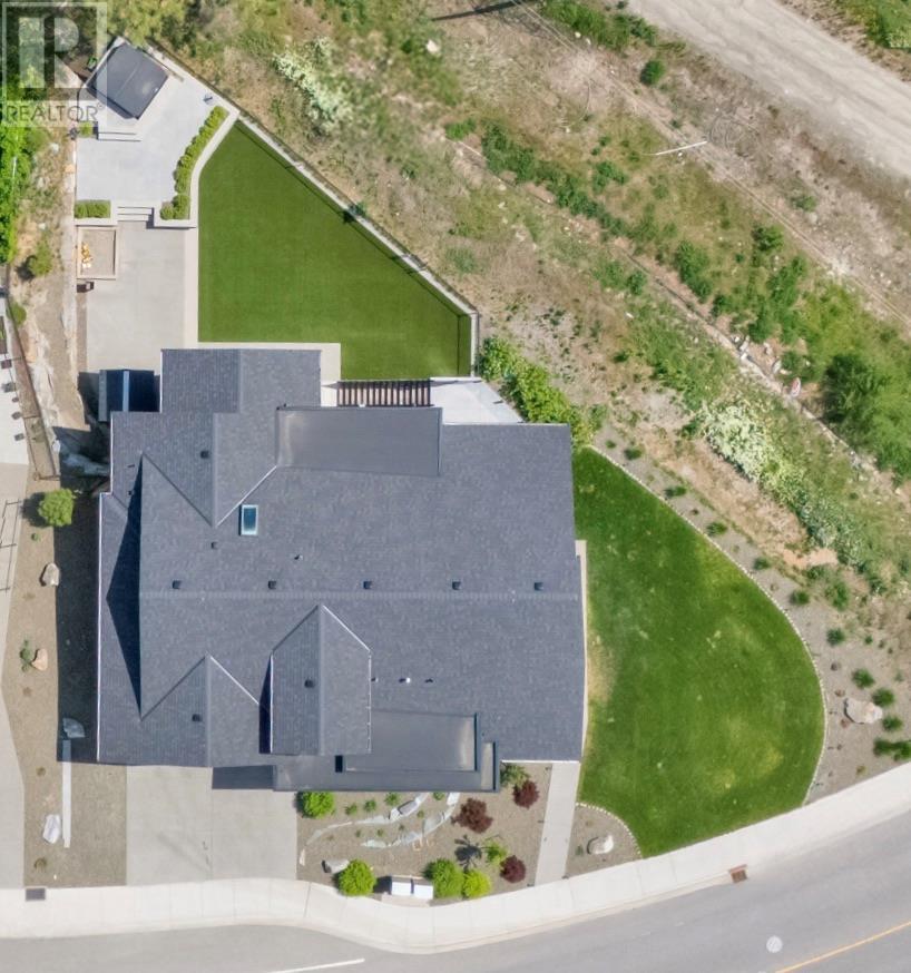  2044 Begbie Road, Kelowna