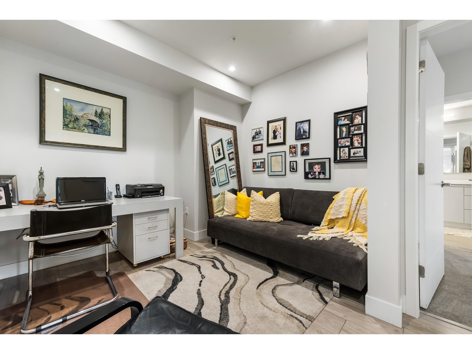 502 45500 MARKET WAY, Garrison Crossing, Chilliwack