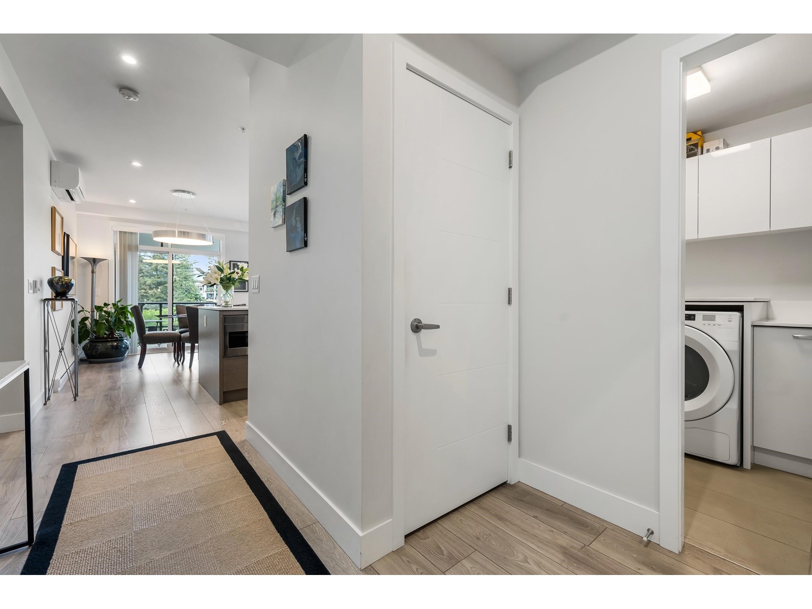 Photo 13 of 502 45500 Market Way Garrison Crossing, Chilliwack BC